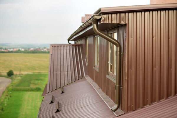 troyer-roofing-gutters-2